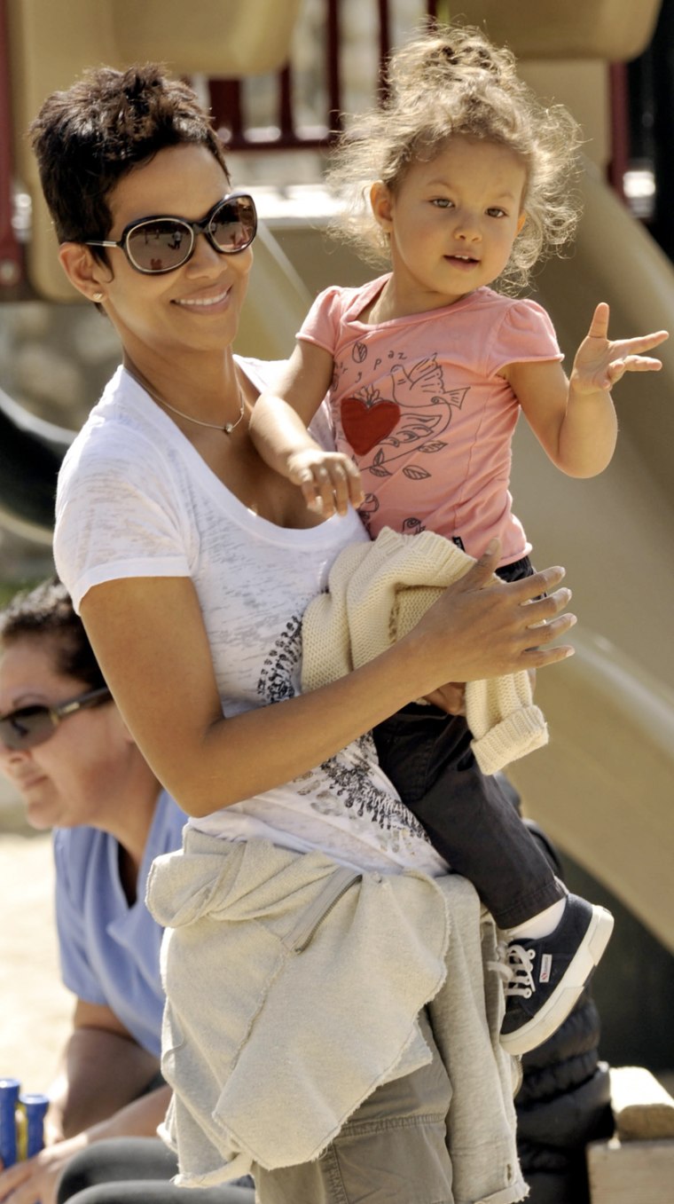 Halle Berry looking as sexy as ever enjoys the day in Coldwater Canyon Park with daughter Nahla in Beverly Hills, Ca